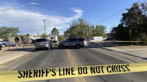 3 people killed by New Mexico gunman who shot and wounded 2 officers, police say